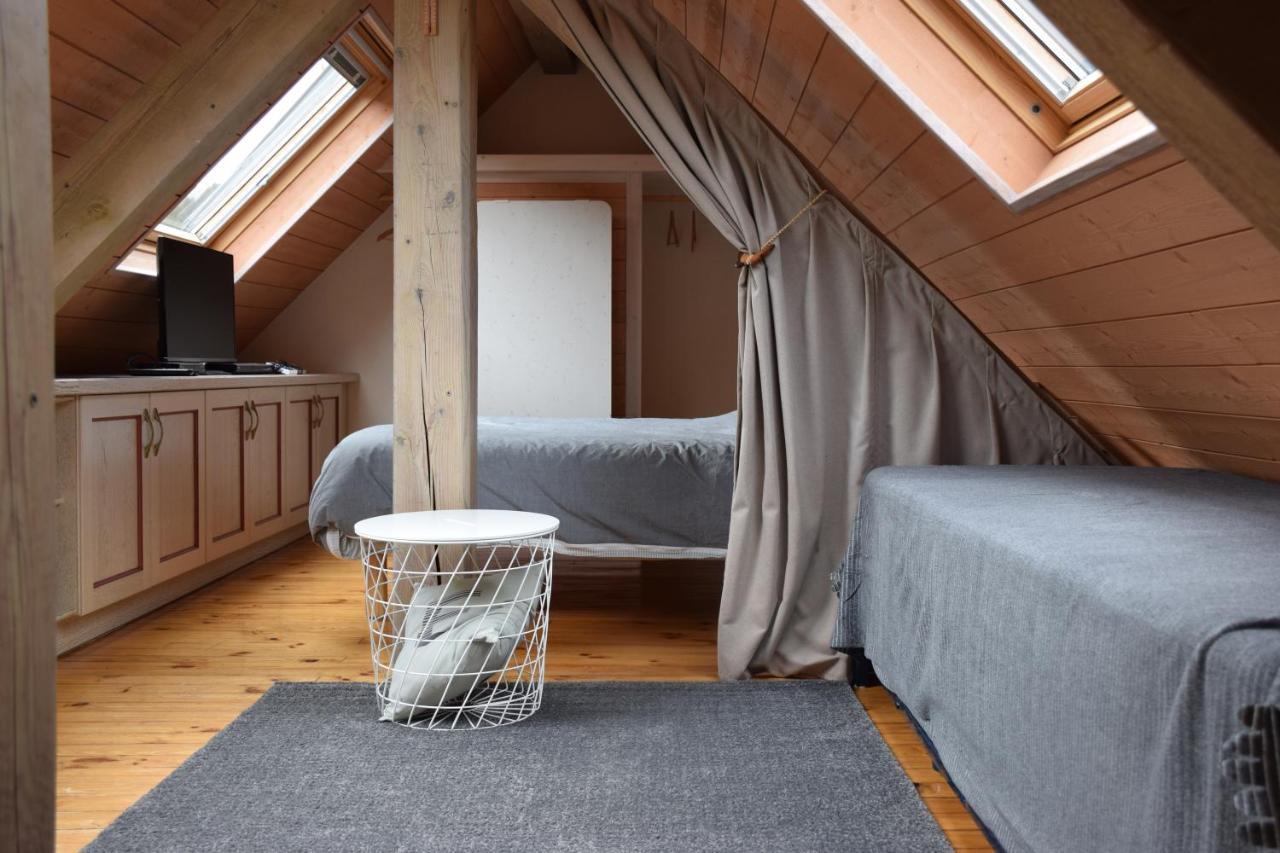 Petit Duplex De Charme Sous Les Toits Du Mont-Dore Exterior foto