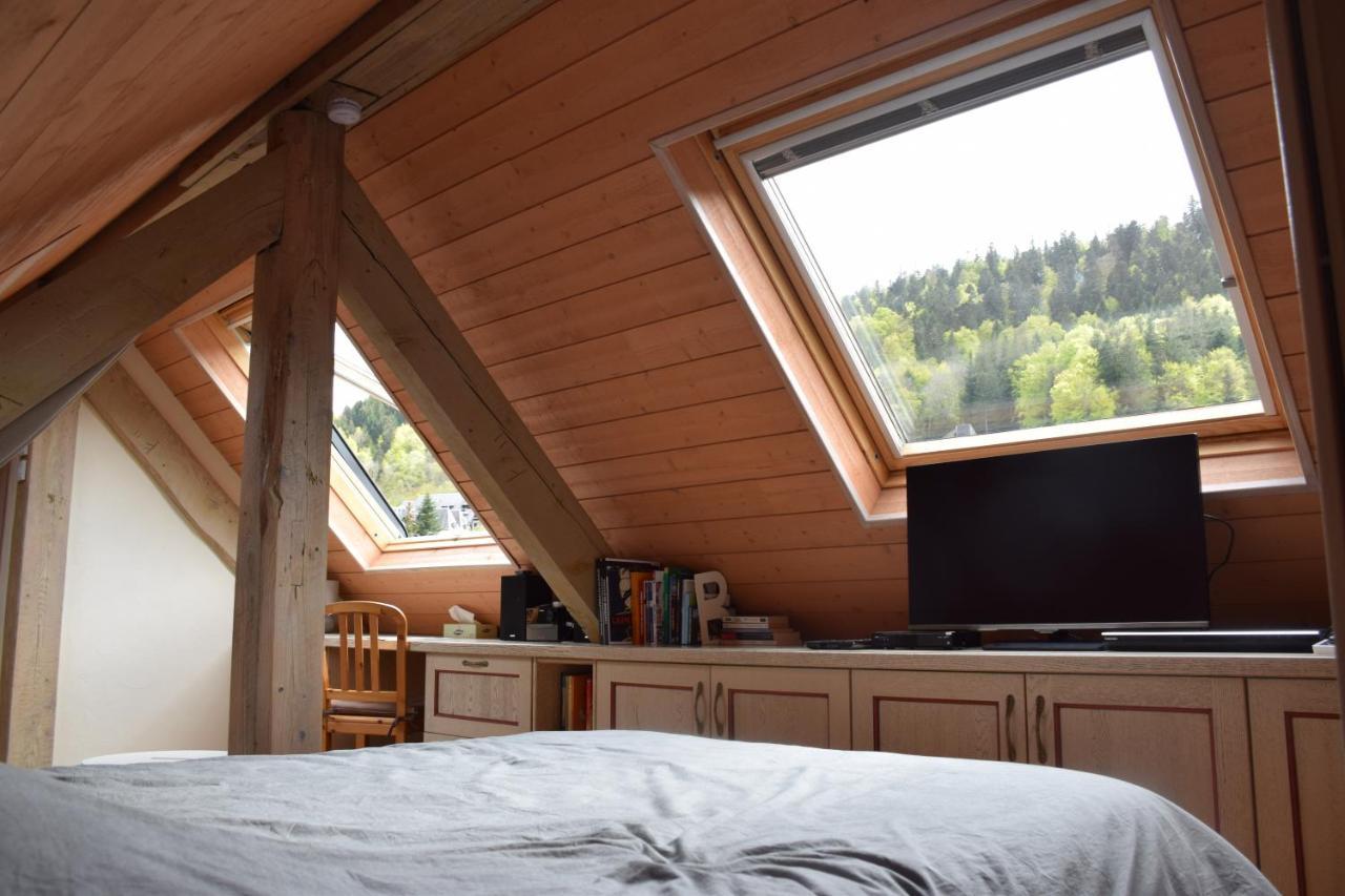 Petit Duplex De Charme Sous Les Toits Du Mont-Dore Exterior foto