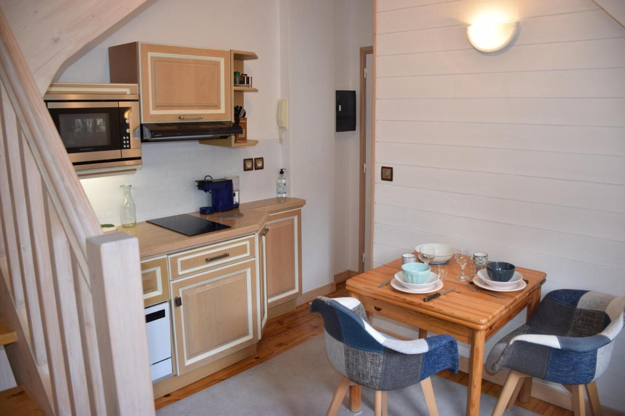 Petit Duplex De Charme Sous Les Toits Du Mont-Dore Exterior foto